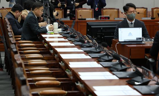 '계엄 현안질의' 운영위…여당·대통령실 불참