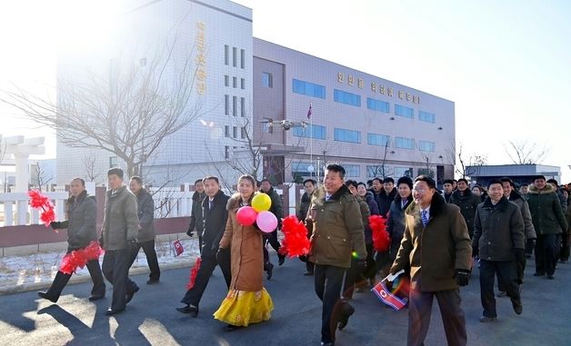 북한, 숙천군 지방공업공장 준공식…'지방발전정책' 집중 선전