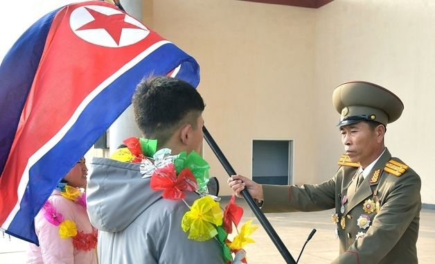 北고교 졸업반 학생 600여명 최전방 자원…"모교에 이름 새길 맹세"