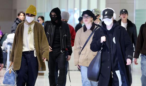 BTS 완전체 착륙 완료