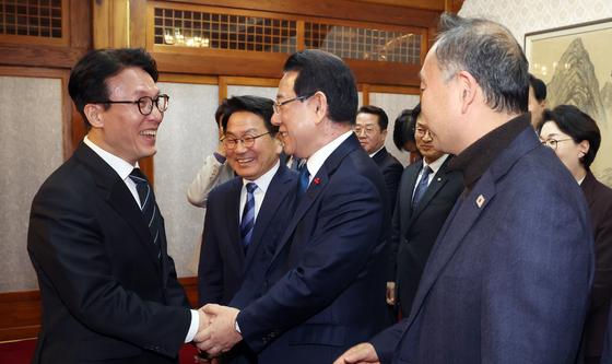 전남·광주 행정통합 논의 착수…총리공관에서 면담