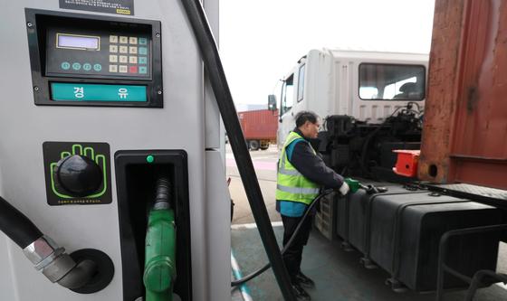 국제유가 100달러 '기름값 폭등'